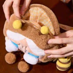 CRYBABY Crying Again Series-Big Head Bag(I'll Bring You A Flower) -Pop Mart Sale Shop 20240925 113437 607113 crybaby crying again series big head bag i ll bring you a flower accessories pop mart us scene 1 1200x1200