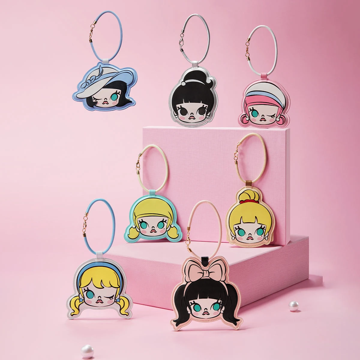 MOLLY Daily Look Series-Cardholder Pendant Blind Box MOLLY Daily Look Series-Cardholder Pendant Blind Box -Pop Mart Sale Shop 20250102 175058 319702 scene1 molly daily look series cardholder pendant blind box accessories details popmart