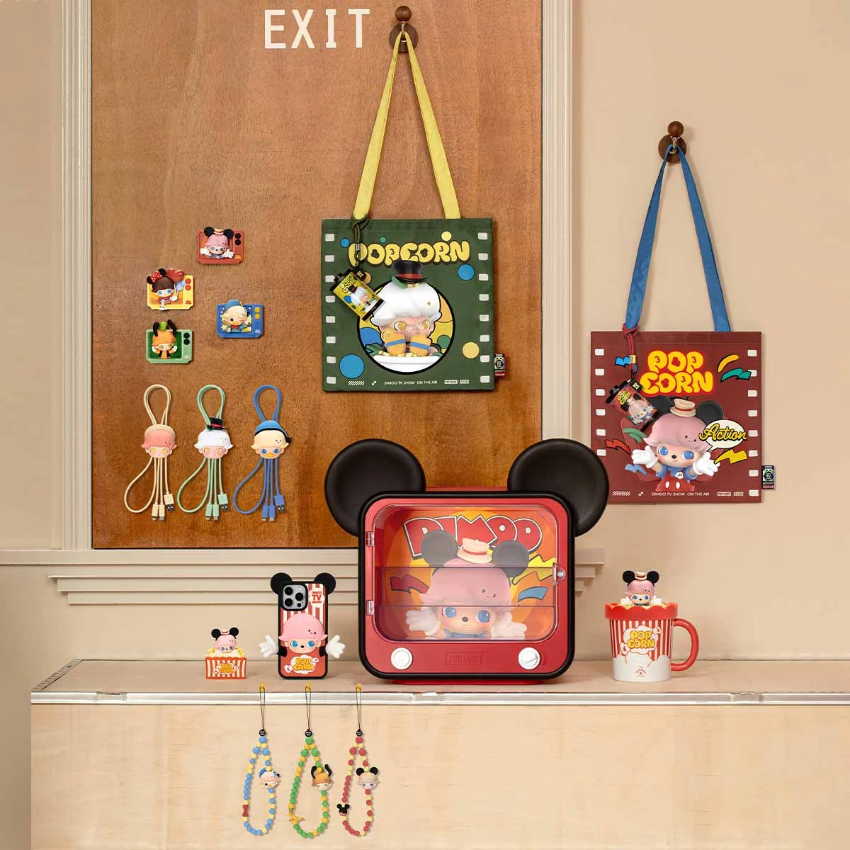 DIMOO WORLD × DISNEY Series-Ceramic Cup DIMOO WORLD × DISNEY Series-Ceramic Cup -Pop Mart Sale Shop 20250317 104802 087974 scene 4 dimoo world disney series ceramic cup accessories details popmart