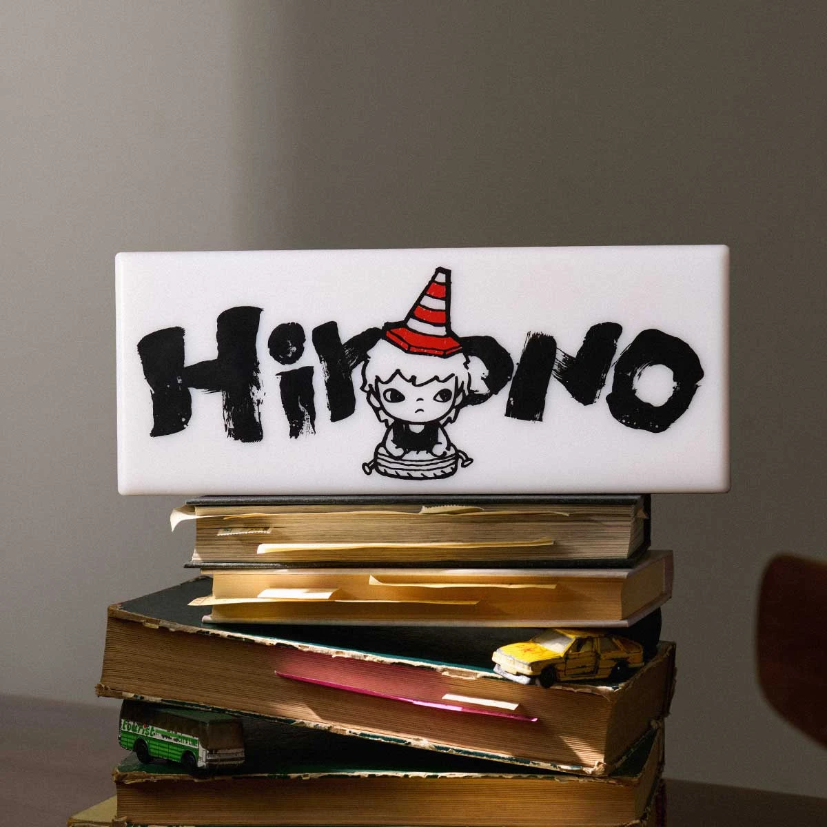 Hirono Echo Series - Table Lamp Hirono Echo Series - Table Lamp -Pop Mart Sale Shop 20250403 155820 656286 scene hirono echo series table lamp accessories details popmart