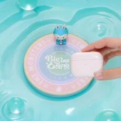 THE MONSTERS Big Into Energy Series-Wireless Charger -Pop Mart Sale Shop 20250418 173342 200126 5 the monsters big into energy series wireless charger accessories details popmart us 1200x1200