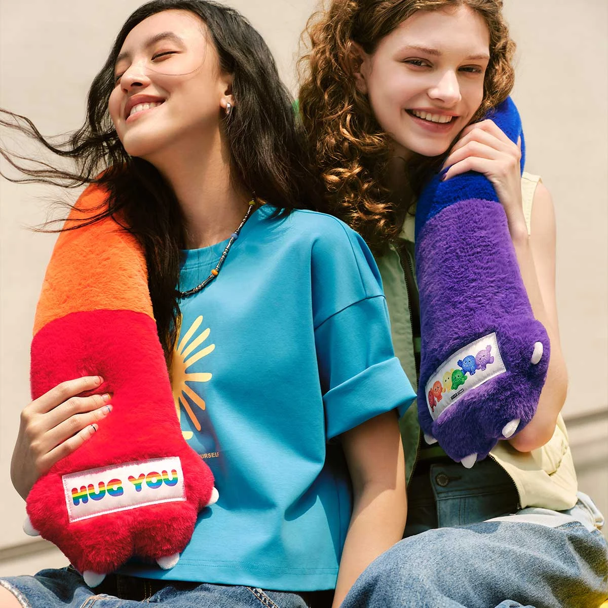 INSTINCTOY HUG YOU SERIES-Pillow INSTINCTOY HUG YOU SERIES-Pillow -Pop Mart Sale Shop 20250429 143119 115777 3 instinctoy hug you series pillow accessories details popmart