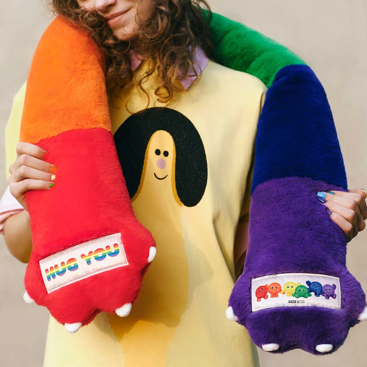 INSTINCTOY HUG YOU SERIES-Pillow INSTINCTOY HUG YOU SERIES-Pillow -Pop Mart Sale Shop 20250429 143119 384836 5 instinctoy hug you series pillow accessories details popmart