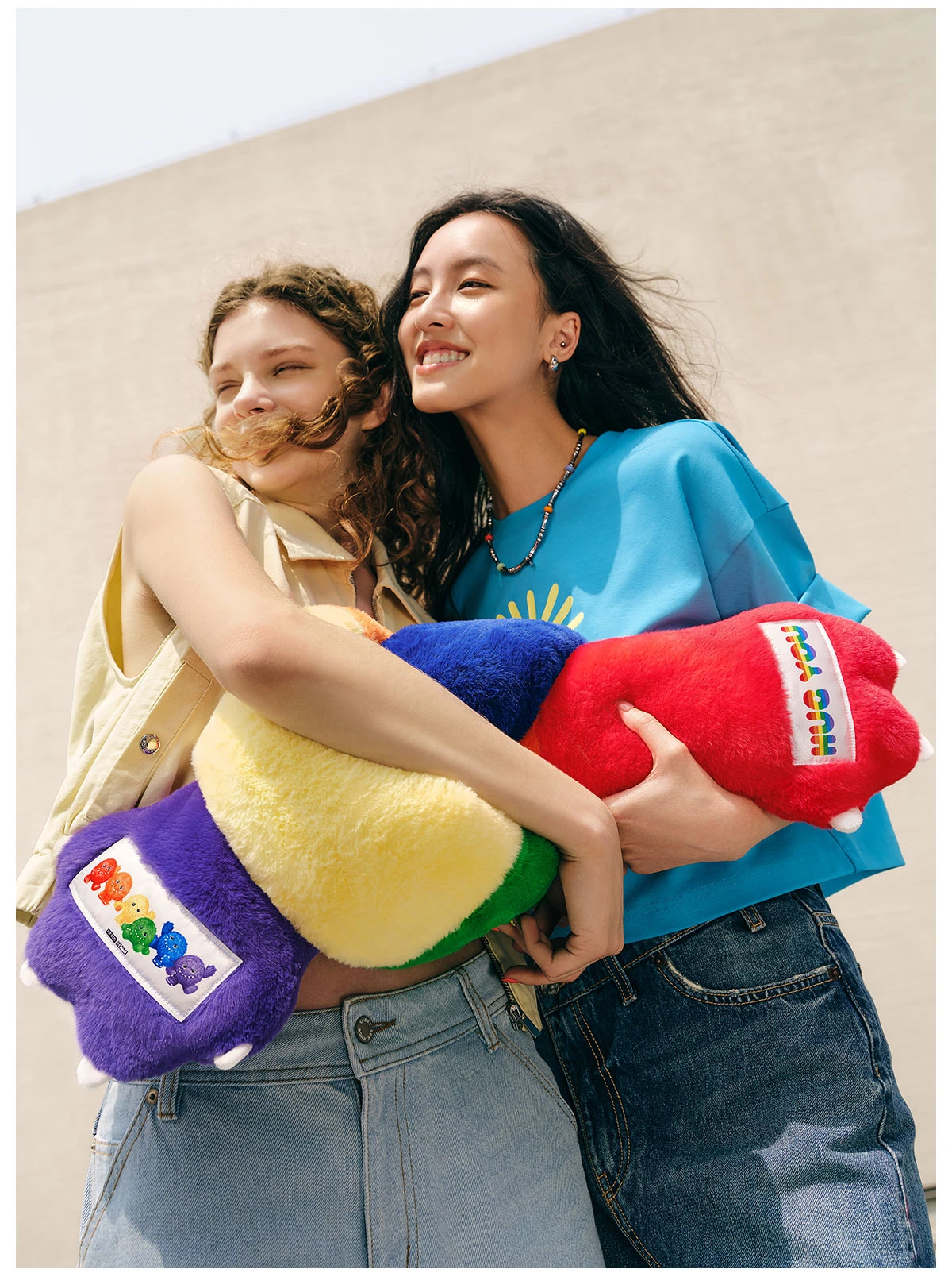 INSTINCTOY HUG YOU SERIES-Pillow INSTINCTOY HUG YOU SERIES-Pillow -Pop Mart Sale Shop 20250429 143129 640931 6 instinctoy hug you series pillow accessories details popmart