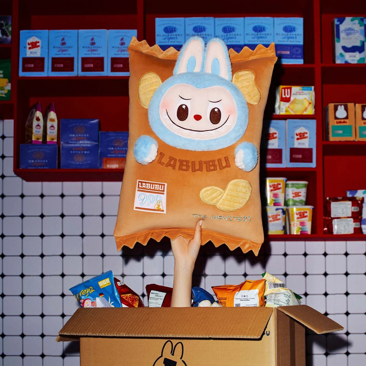 THE MONSTERS Wacky Mart Series-Pillow (Chips) THE MONSTERS Wacky Mart Series-Pillow (Chips) -Pop Mart Sale Shop 20250609 105520 694445 scene 3 the monsters wacky mart series pillow chips plush toys details popmart