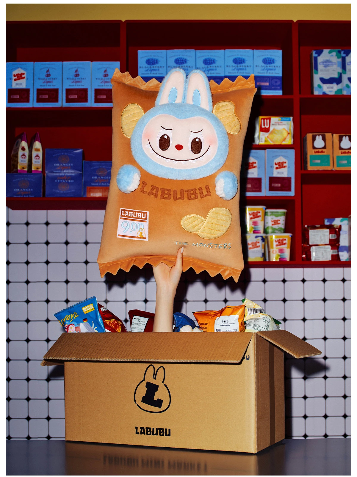 THE MONSTERS Wacky Mart Series-Pillow (Chips) THE MONSTERS Wacky Mart Series-Pillow (Chips) -Pop Mart Sale Shop 20250609 105532 098422 6 the monsters wacky mart series pillow chips plush toys details popmart